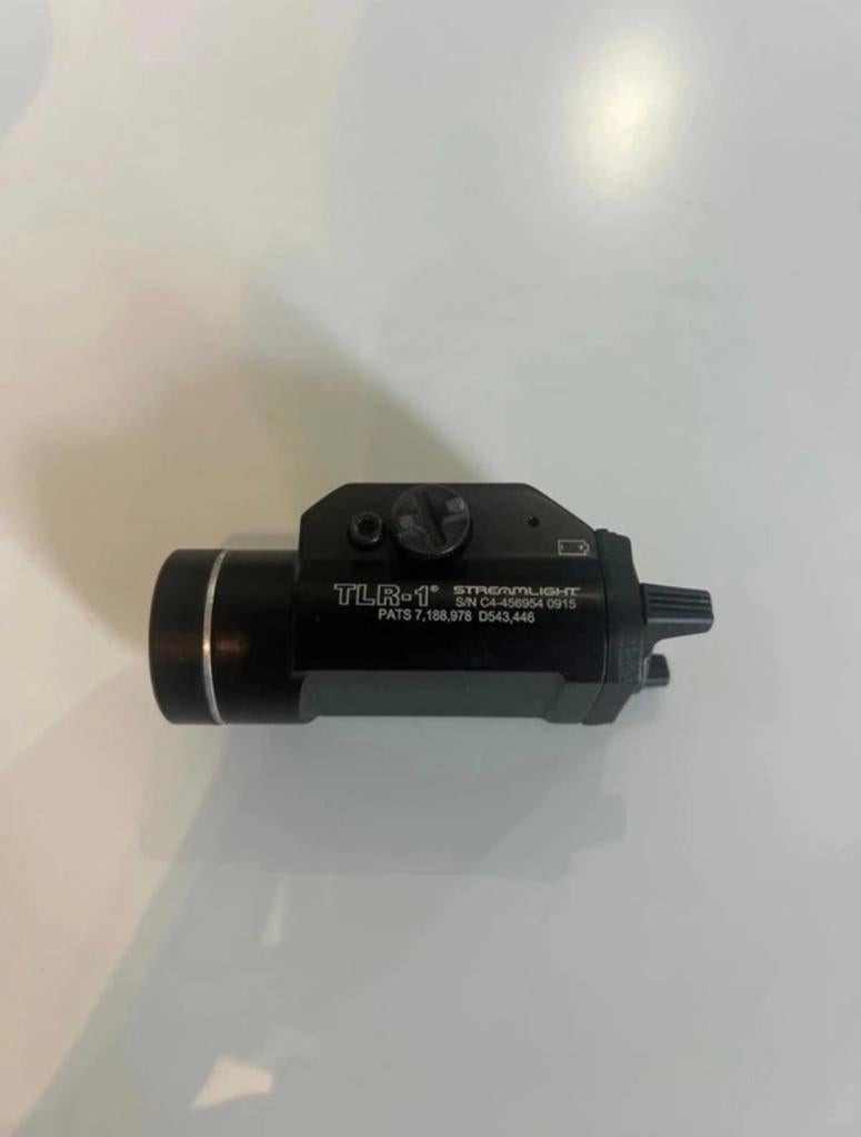 Streamlight TLR 1.  En très bon etat., Enlèvement, Comme neuf