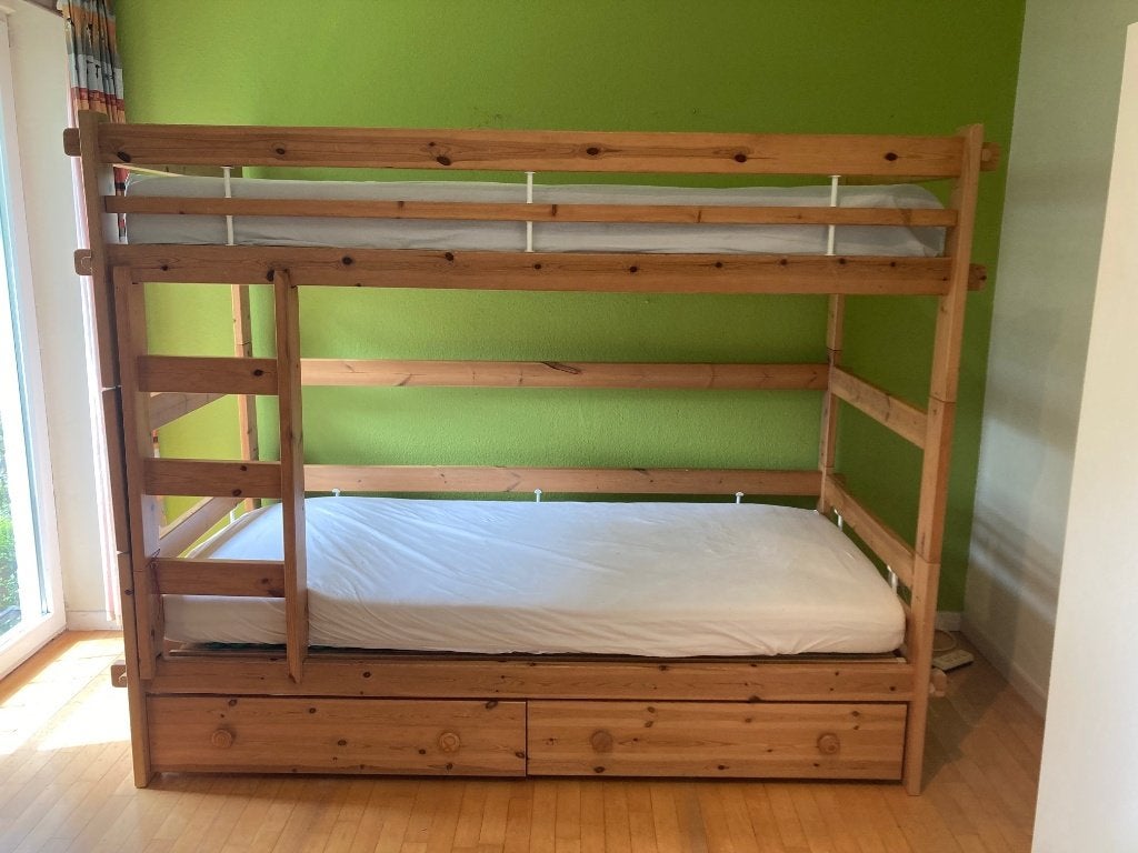 Twee paar stapelbedden, zeer goede kwaliteit, Kinderen en Baby's, Kinderkamer | Stapelbedden en Hoogslapers, Gebruikt, Stapelbed