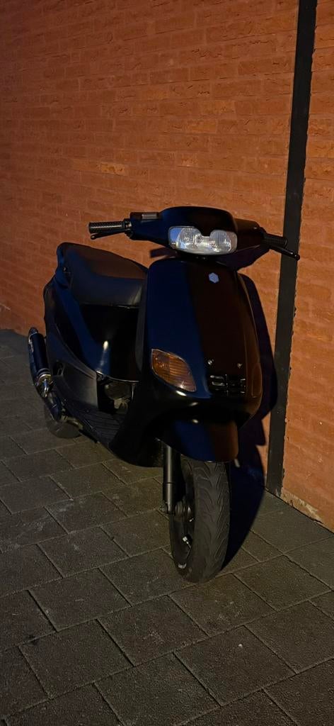 Zip type 3, Fietsen en Brommers, Tweetakt, Klasse A (25 km/u), Ophalen of Verzenden, Zo goed als nieuw