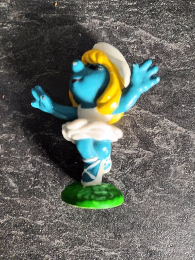 Deux figurines Schtroumpfettes collector, Collections, Enlèvement, Comme neuf, Schtroumpfette, Bande dessinée