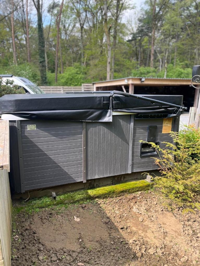 Jaccuzi, Tuin en Terras, Ophalen, Gebruikt