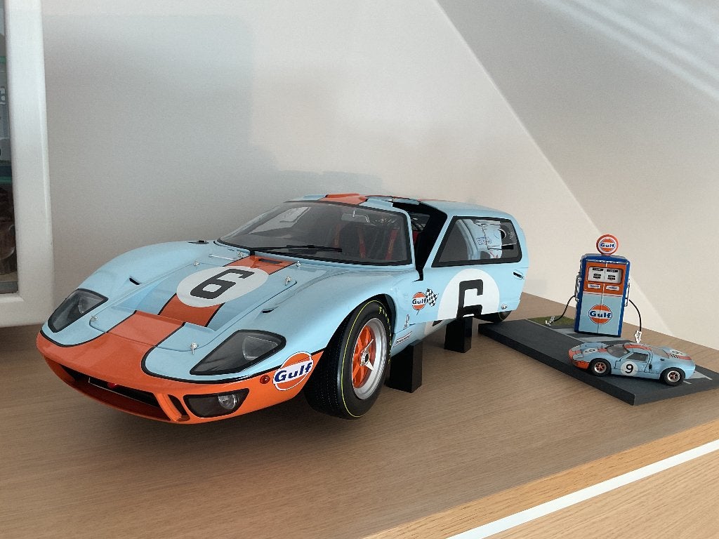 Ford GT 40 échelle 1/8, Enlèvement ou Envoi, Neuf, Moteur