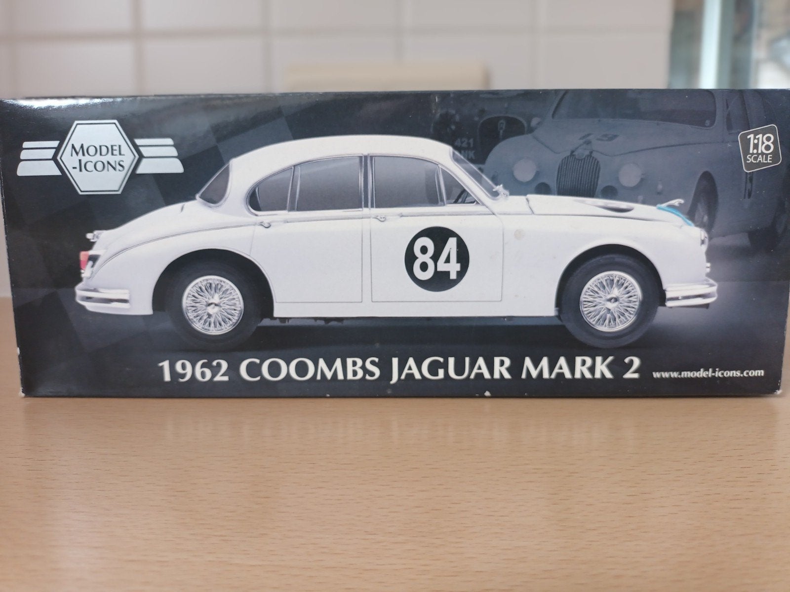 1:18 Model-Icons Coombs Jaguar Mark, Ophalen of Verzenden, Zo goed als nieuw, Auto, Overige merken