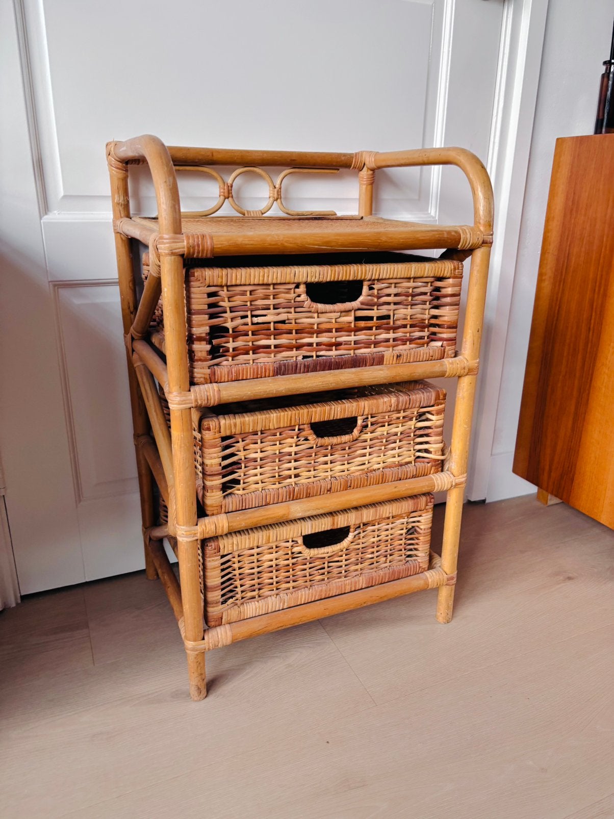 Vintage Rotan Ladekastje / Hoge Commode met 3 Laden – Boho, Huis en Inrichting, Ophalen, Minder dan 50 cm, Zo goed als nieuw, 3 of 4 laden