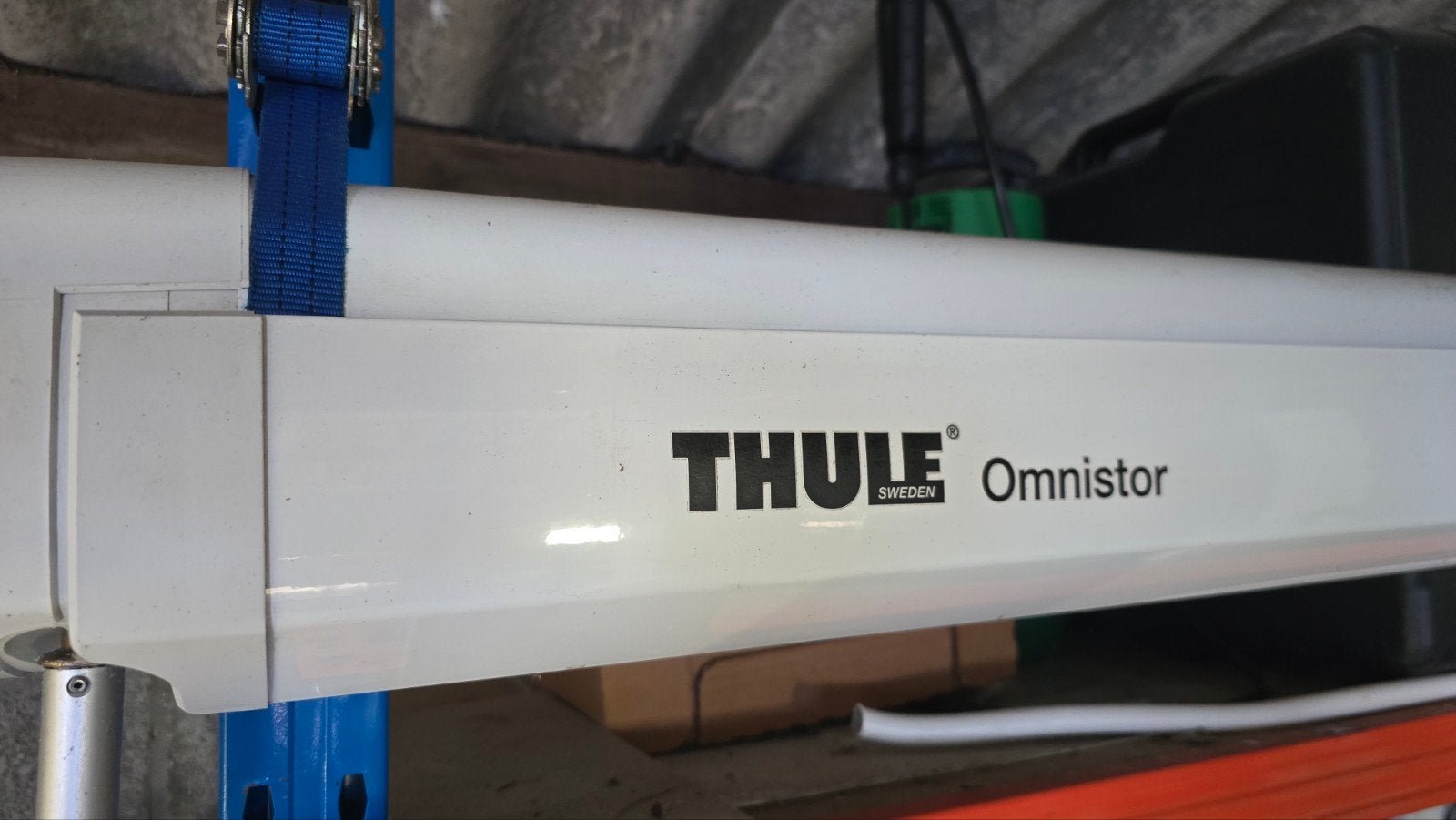 luifel Thule 5200, Ophalen, Thule