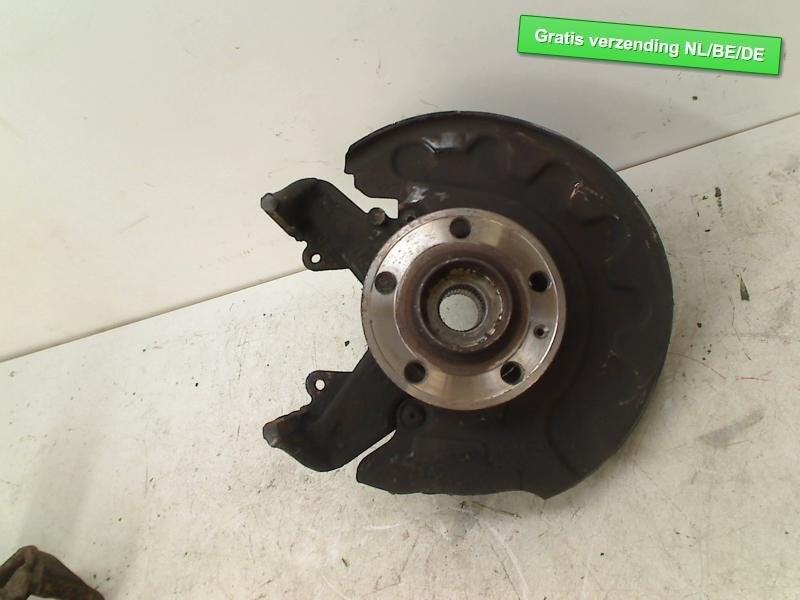 FUSEE AVANT GAUCHE wiellagerhuis Polo V (6R) (6Q0407255AC), Volkswagen, Volkswagen AG, Utilisé, Kundenbetreuung@volkswagen.de