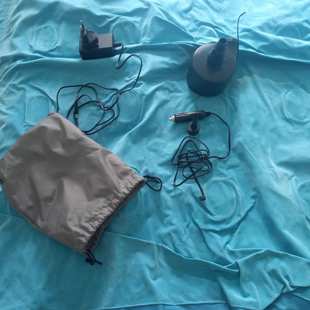 Pompe électrique pour matelas gonflable, Caravans en Kamperen, Luchtpompen, Ophalen, Elektrisch