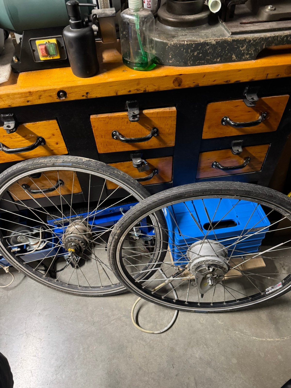 Fiets wielen met voor motor, Enlèvement, Comme neuf