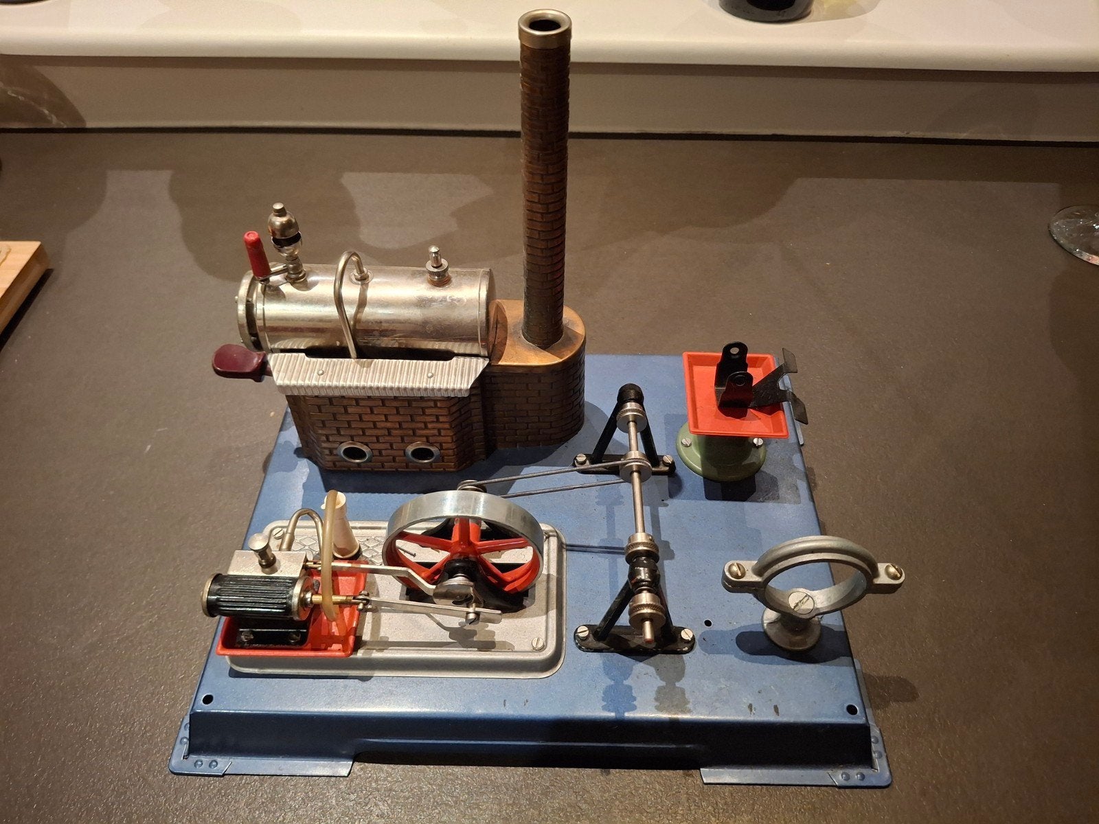 Wilesco D101 stoommachine, Hobby en Vrije tijd, Ophalen