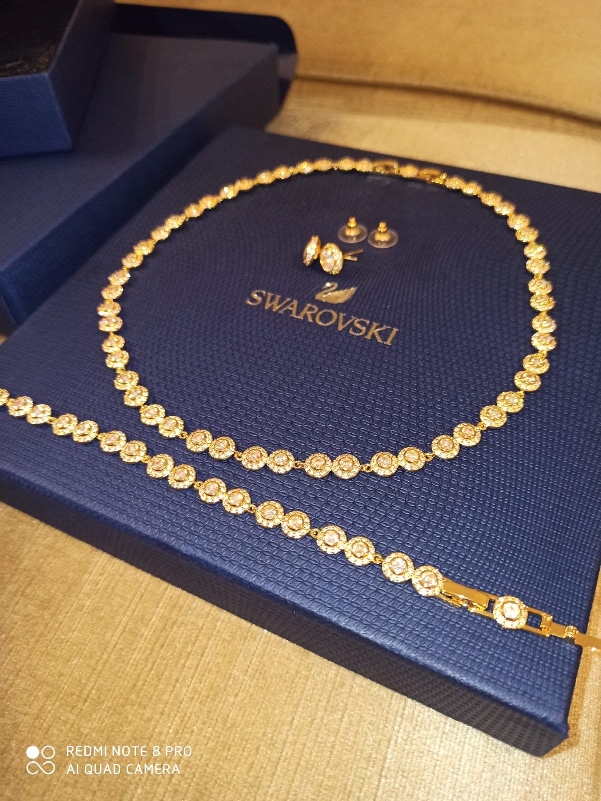 collier, bracelet et boucles d'oreilles en or Swarovski, Bijoux, Sacs & Beauté, Enlèvement ou Envoi, Neuf, Or