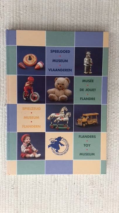 Boek : Speelgoedmuseum Vlaanderen  / in Mechelen, Boeken, Ophalen of Verzenden, Zo goed als nieuw, Overige onderwerpen, Geschikt voor kinderen