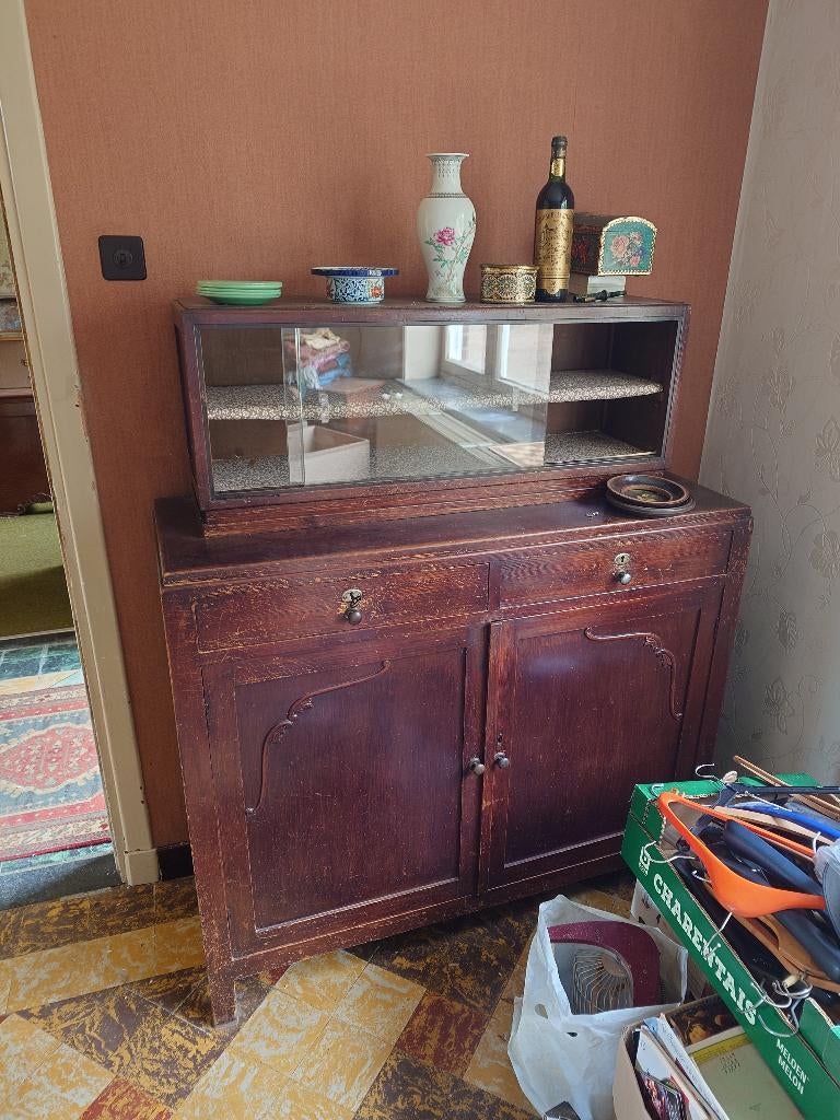 Oude houten kast met opzetvitrine - 2-delig, Antiek en Kunst, Ophalen