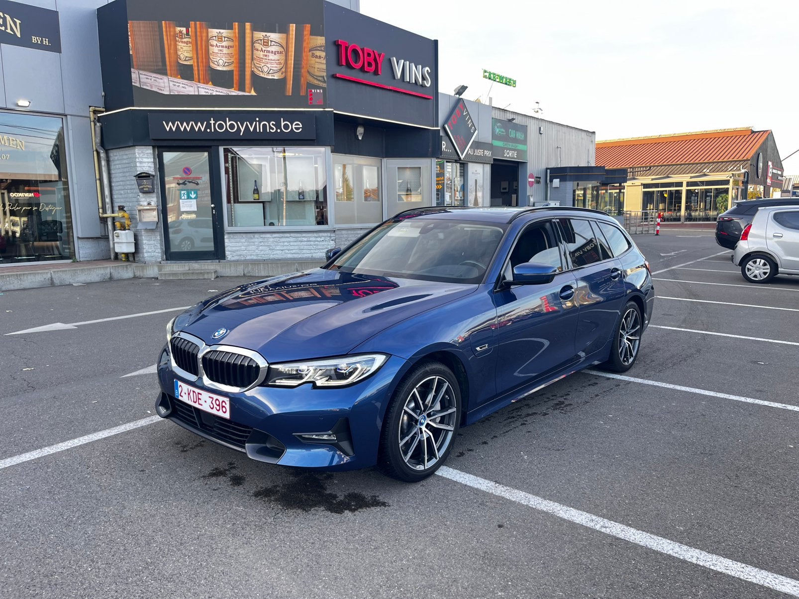 Bmw 330e hybride 293ch Sport laser/pano 2022, Autos, Cuir, Achat, Euro 6, Ordinateur de bord