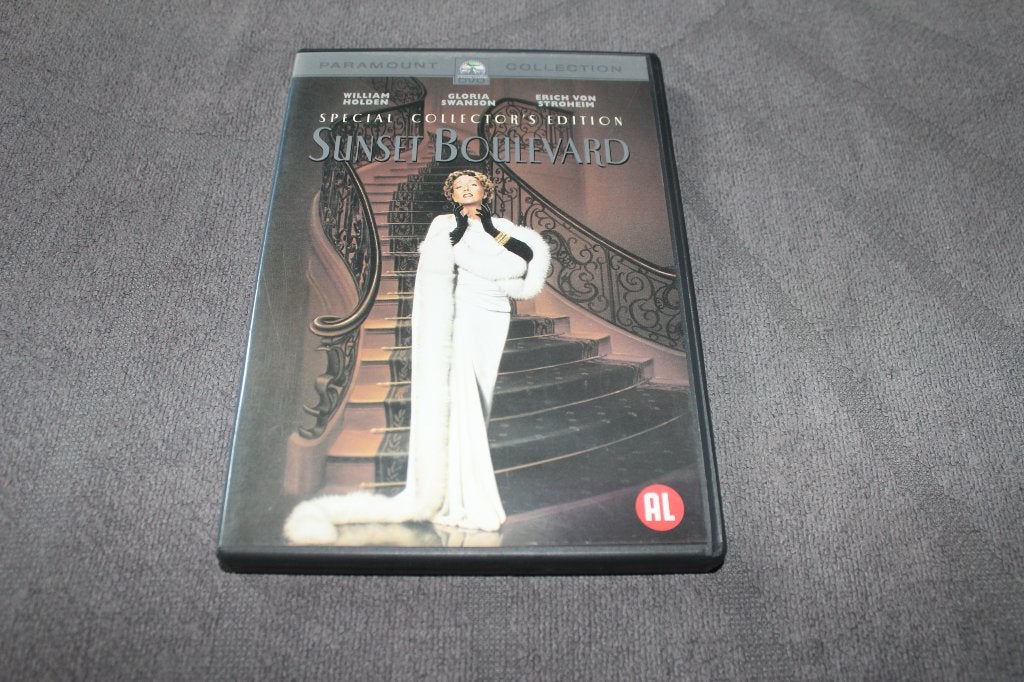 DVD Sunset Boulevard, CD & DVD, DVD | Classiques, Thrillers et Policier, Enlèvement ou Envoi, Anglais, Tous les âges