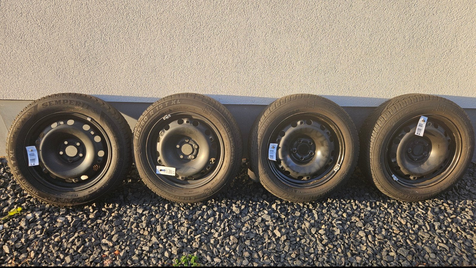 4 winterbanden op stalen velg, Auto-onderdelen, Ophalen, 15 inch, Band(en), Personenwagen