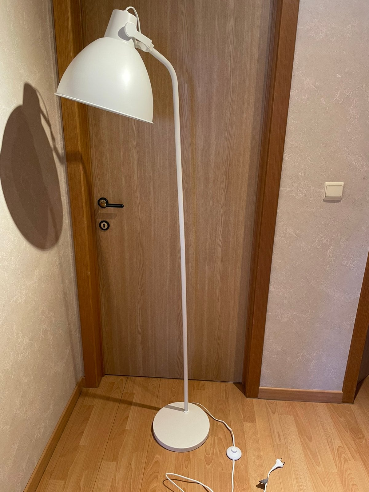 Led staanlamp, Ophalen, Zo goed als nieuw