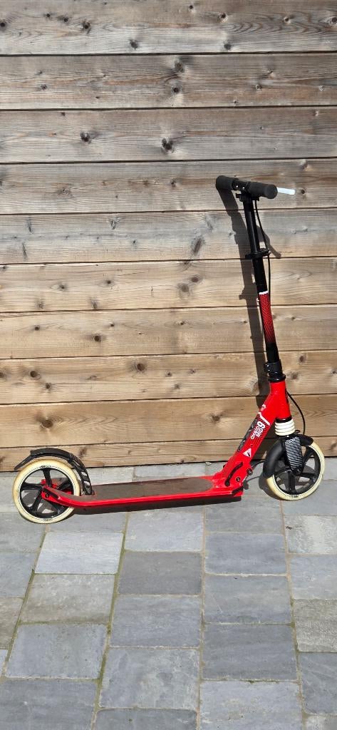 Step Oxelo MID 9 – prima staat - kleur: rood, Fietsen en Brommers, Ophalen, Gebruikt, Gewone step, Oxelo (Decathlon)