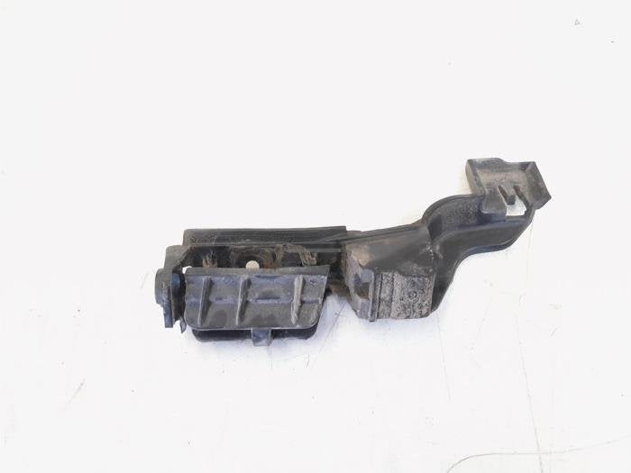 Support pare-chocs arrière droit d'un Audi A4, -, 3 mois de garantie, Audi, Utilisé