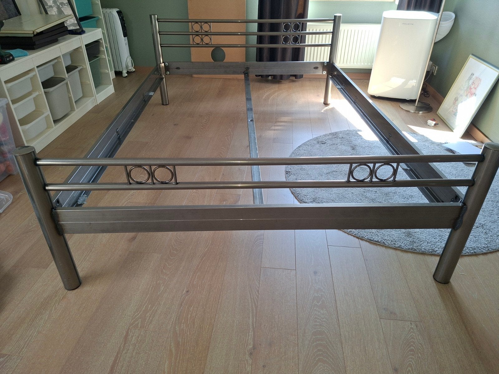 Metalen bedframe met lattenbodem, Huis en Inrichting, Slaapkamer | Bedden, Ophalen, 200 cm, 140 cm