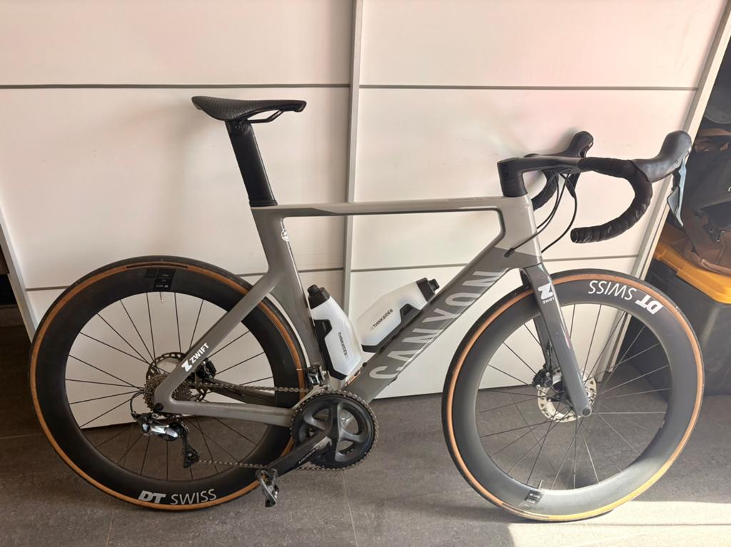 Canyon aeroad CF SL8 Disc, Ophalen, Zo goed als nieuw