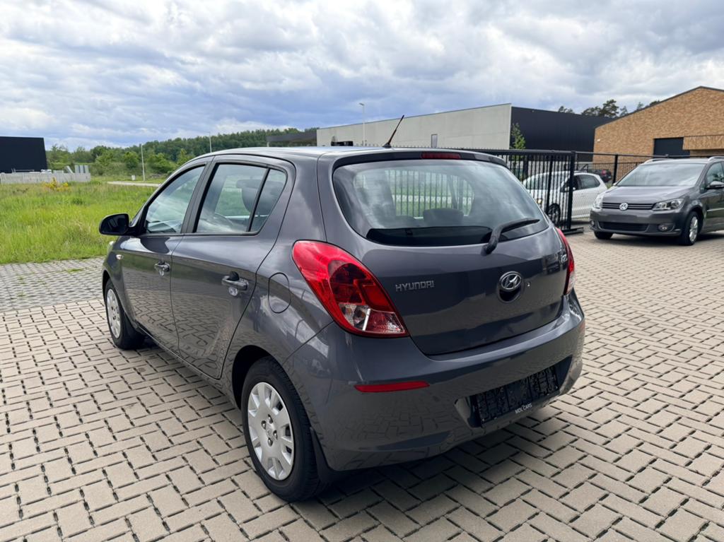 Hyundai I20 1.2 Benzine - 2014 - 55 000 km!, Auto's, Hyundai, Euro 5, Stof, Zwart, USB