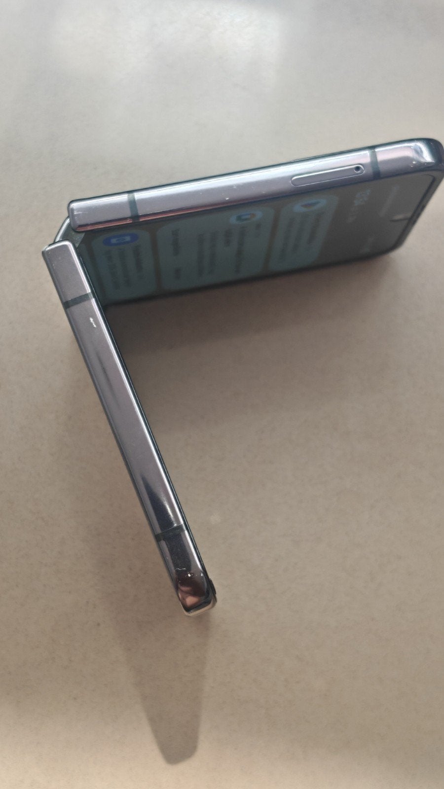 Samsung Galaxy flip 4 and galaxy watch4 as a gift, Telecommunicatie, Ophalen
