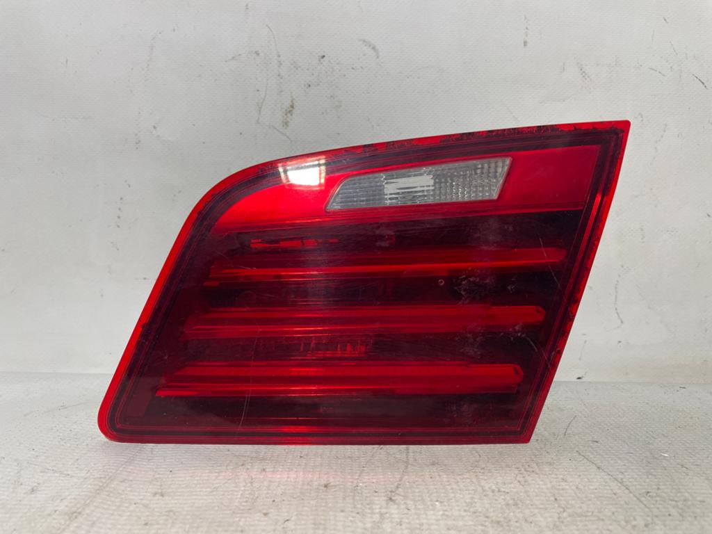 Feu arriere droit BMW F10 6321 7203230, Autos : Pièces & Accessoires, Éclairage, BMW, Utilisé, Enlèvement