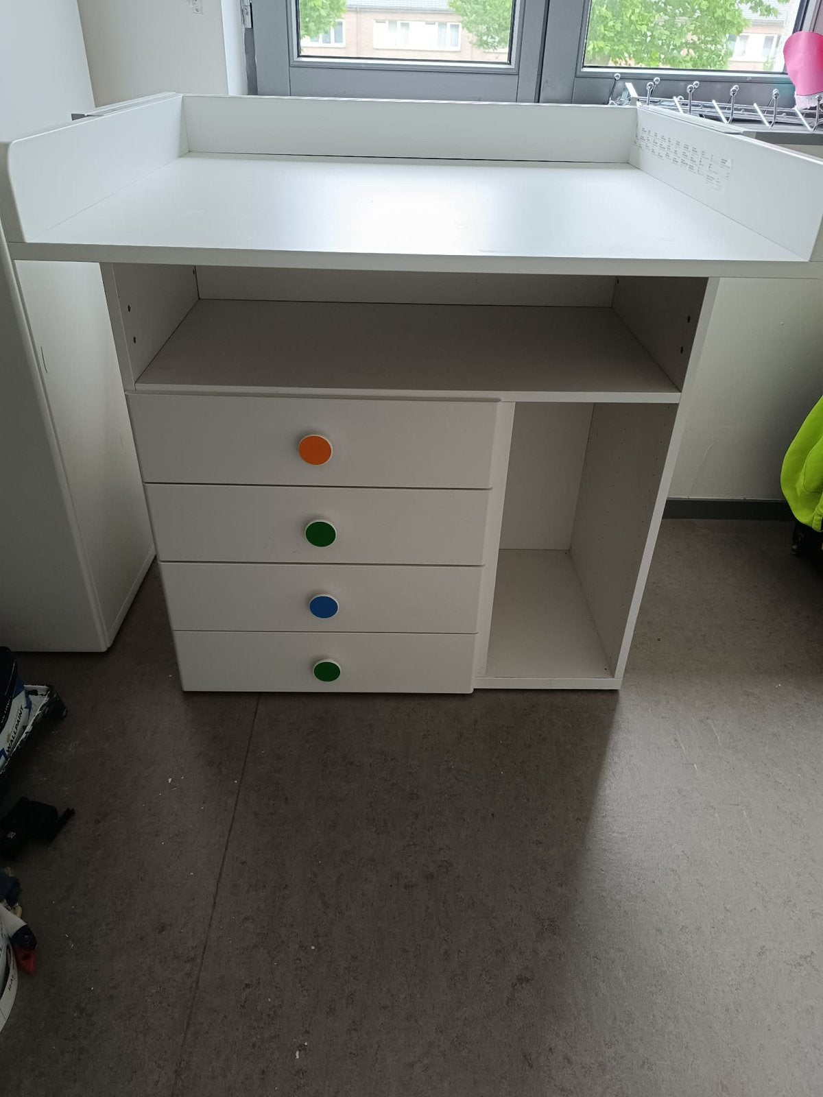 Luiertafel + mogelijkheid tot opbouw bureau, Kinderen en Baby's, Ophalen, Gebruikt, Commode