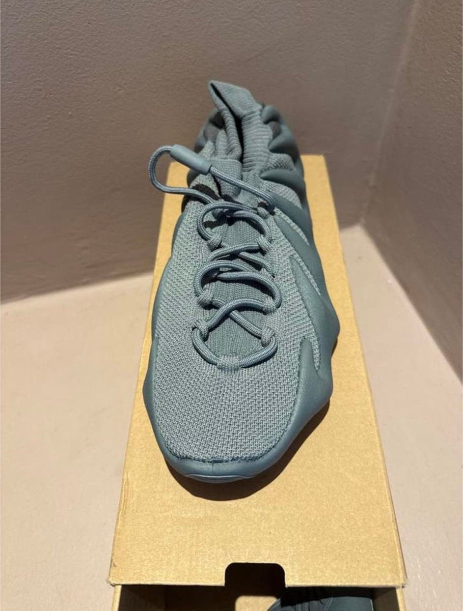Adidas Yeezy 450, Ophalen of Verzenden, Zo goed als nieuw