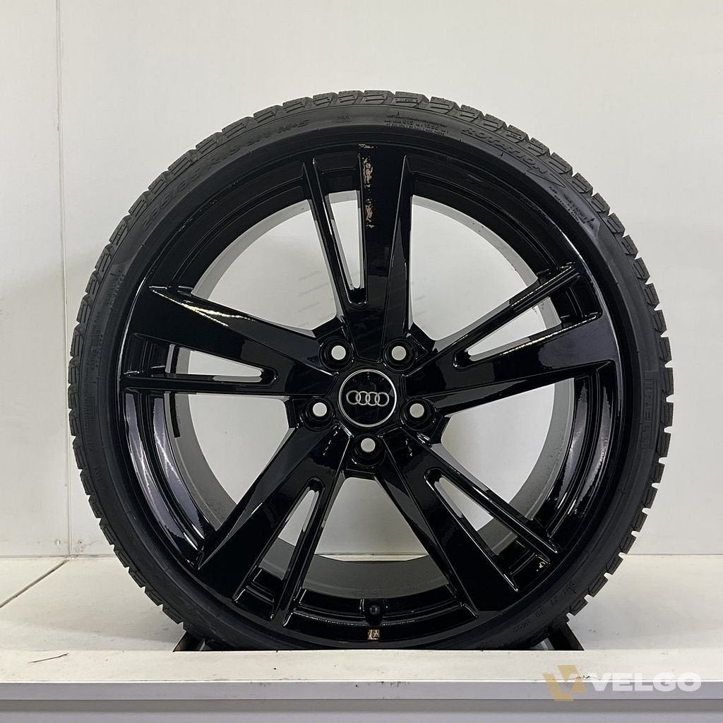 NIEUW AUDI A3 SET VElGEN + WINTERBANDEN 19 INCH, Auto-onderdelen, 19 inch, -, -, Banden en Velgen