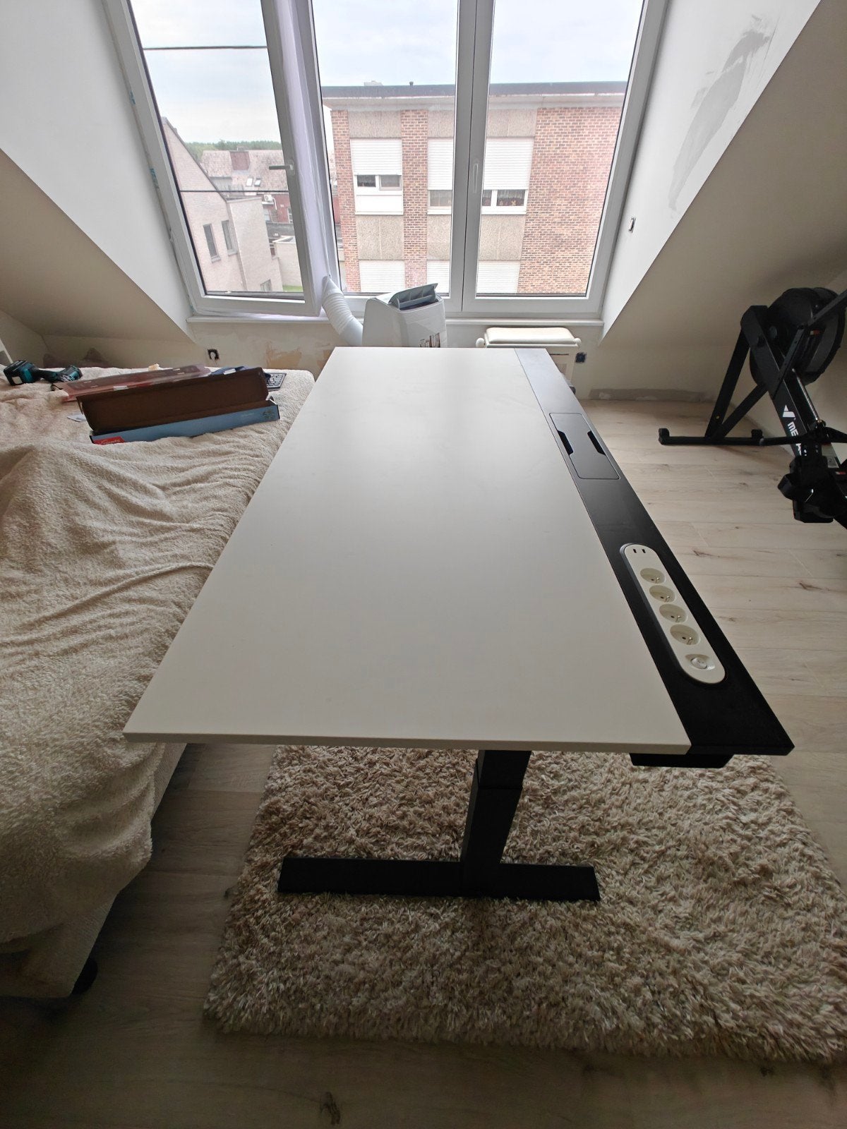 Witte bureau nieuwstaat 160 op 80, Ophalen