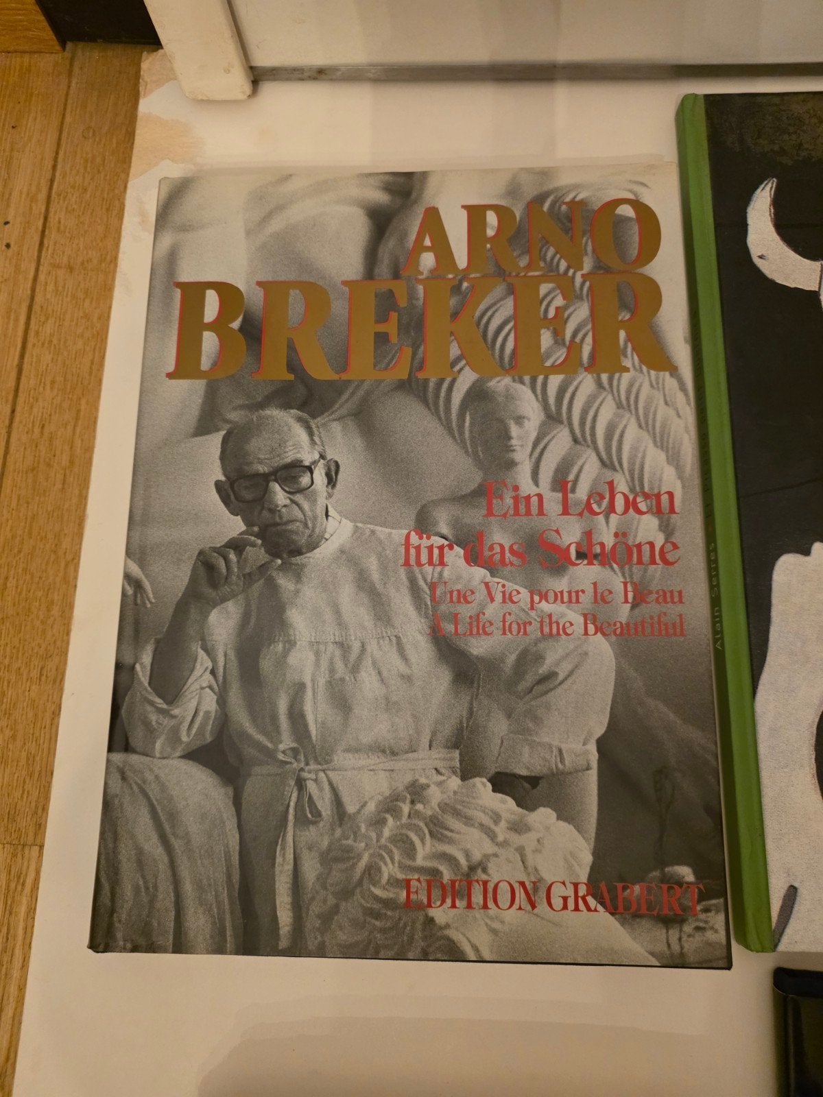 Mooie lot van 9 kunst-, antiek- en referentieboeken (o.a. Ar, Ophalen, Textiel
