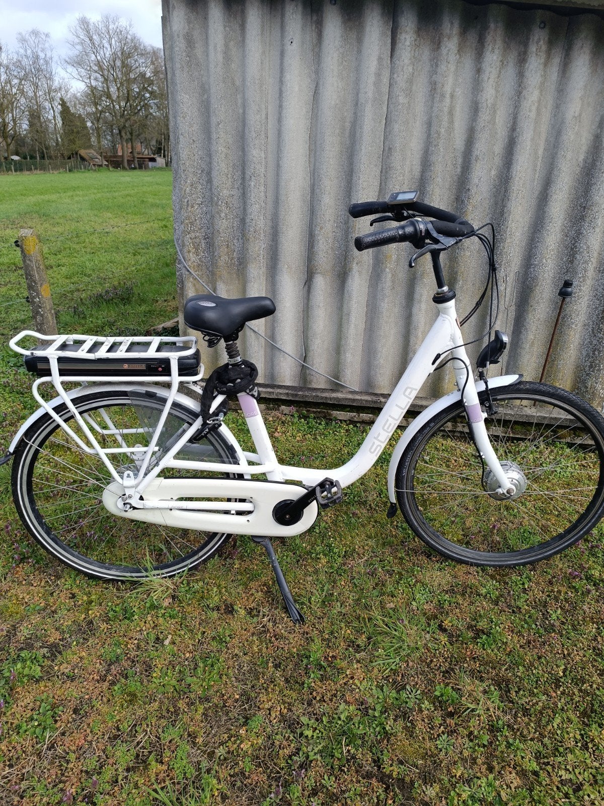 Stella fiets elektrisch, Fietsen en Brommers, Elektrische fietsen, Ophalen