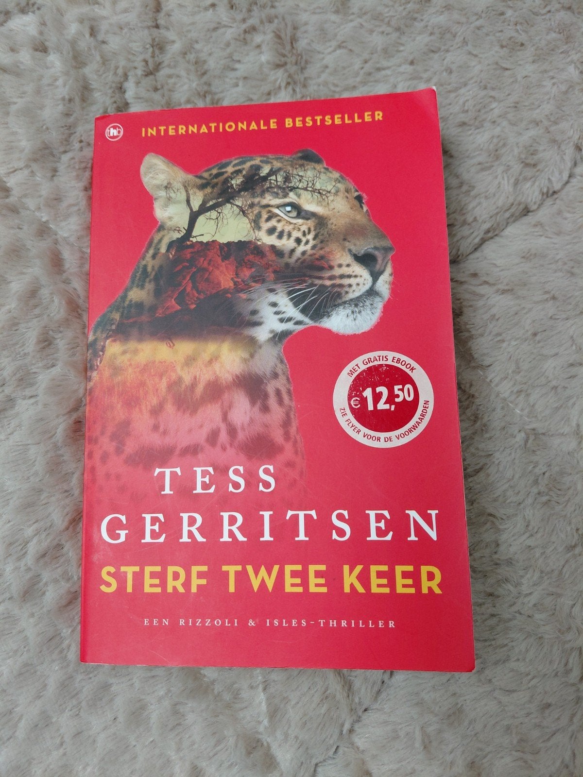 Tess Gerritsen - Sterf twee keer, Ophalen of Verzenden, Gelezen, Tess Gerritsen