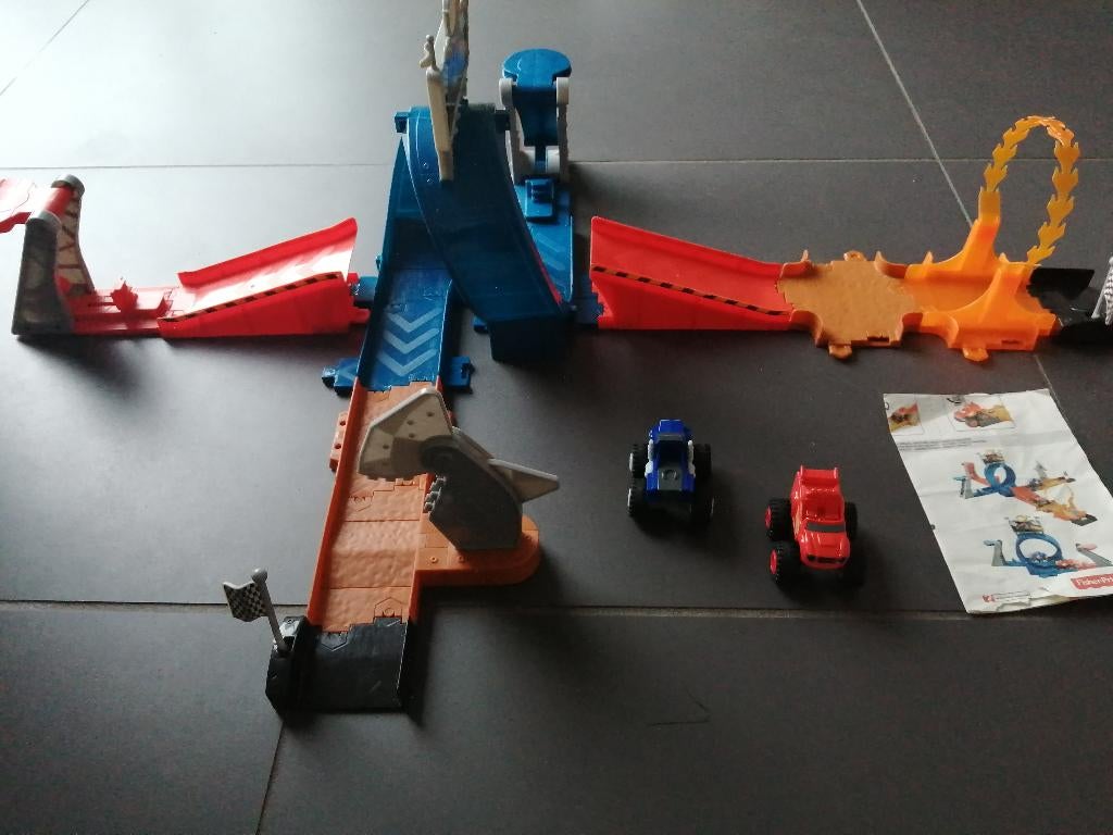 Fisher Price racebaan, Kinderen en Baby's, Speelgoed | Fisher-Price, Ophalen of Verzenden, Zo goed als nieuw