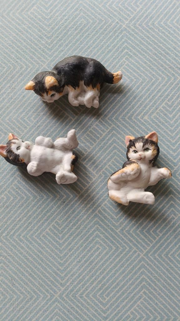 Retro vintage 3 katten beeldjes, Ophalen of Verzenden, Zo goed als nieuw, Dier