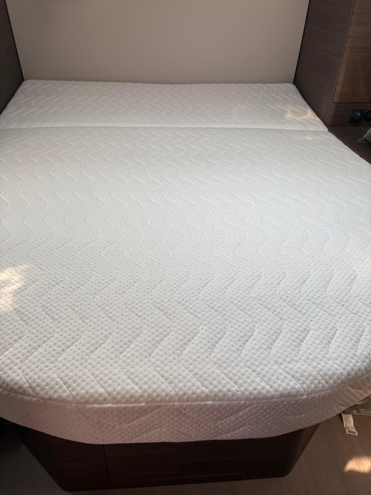 Matelas central camping car neuf, Caravanes & Camping, Enlèvement, Comme neuf