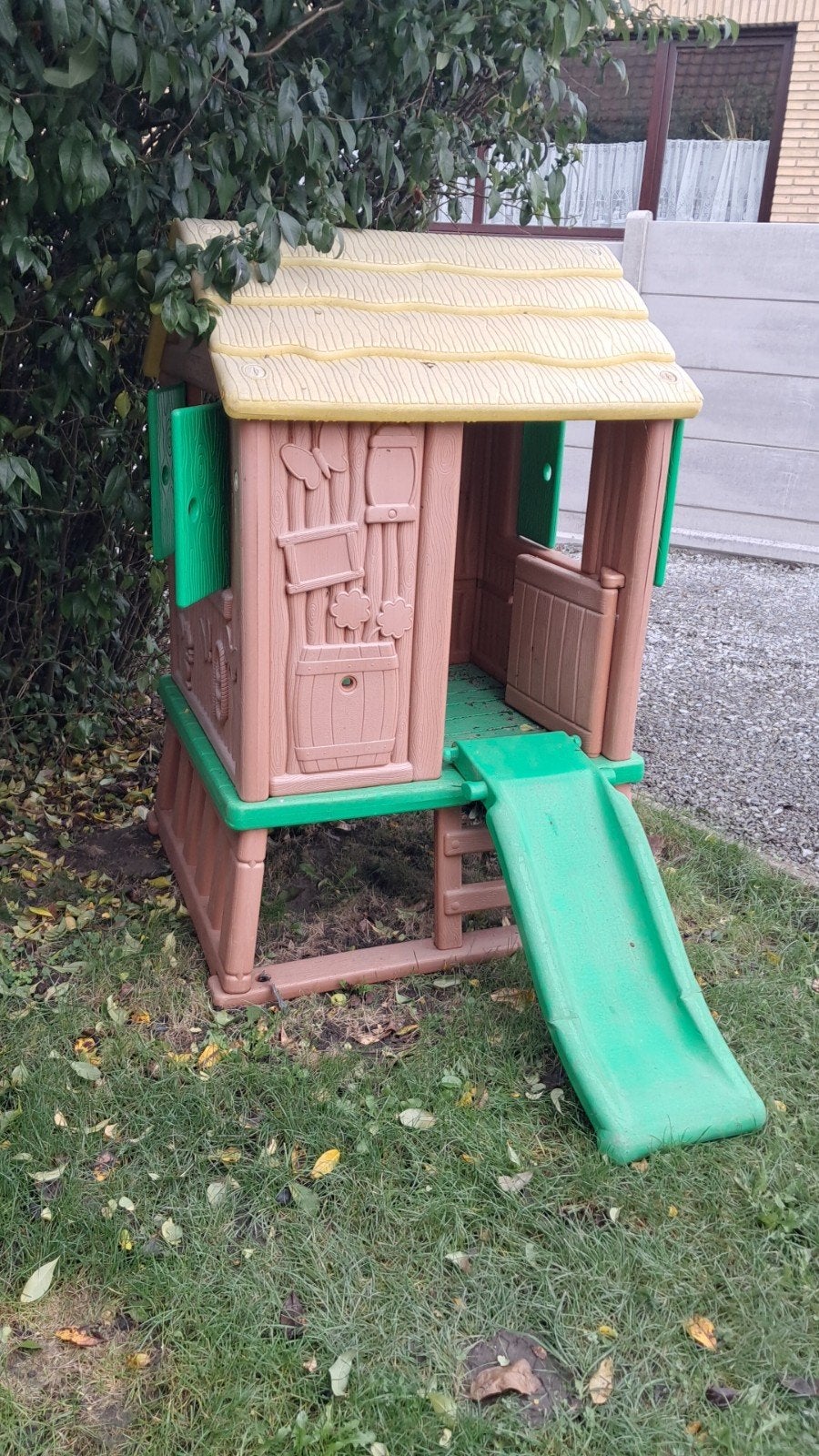 speelhuisje buiten tuin, Kinderen en Baby's, Ophalen, Gebruikt, Kunststof