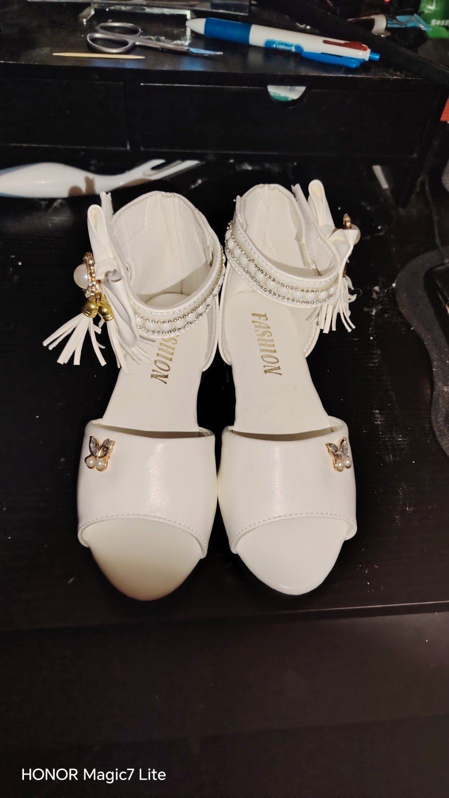 Sandale blanc filles avec support cheville taille 32, Enlèvement ou Envoi, Comme neuf, Autres types