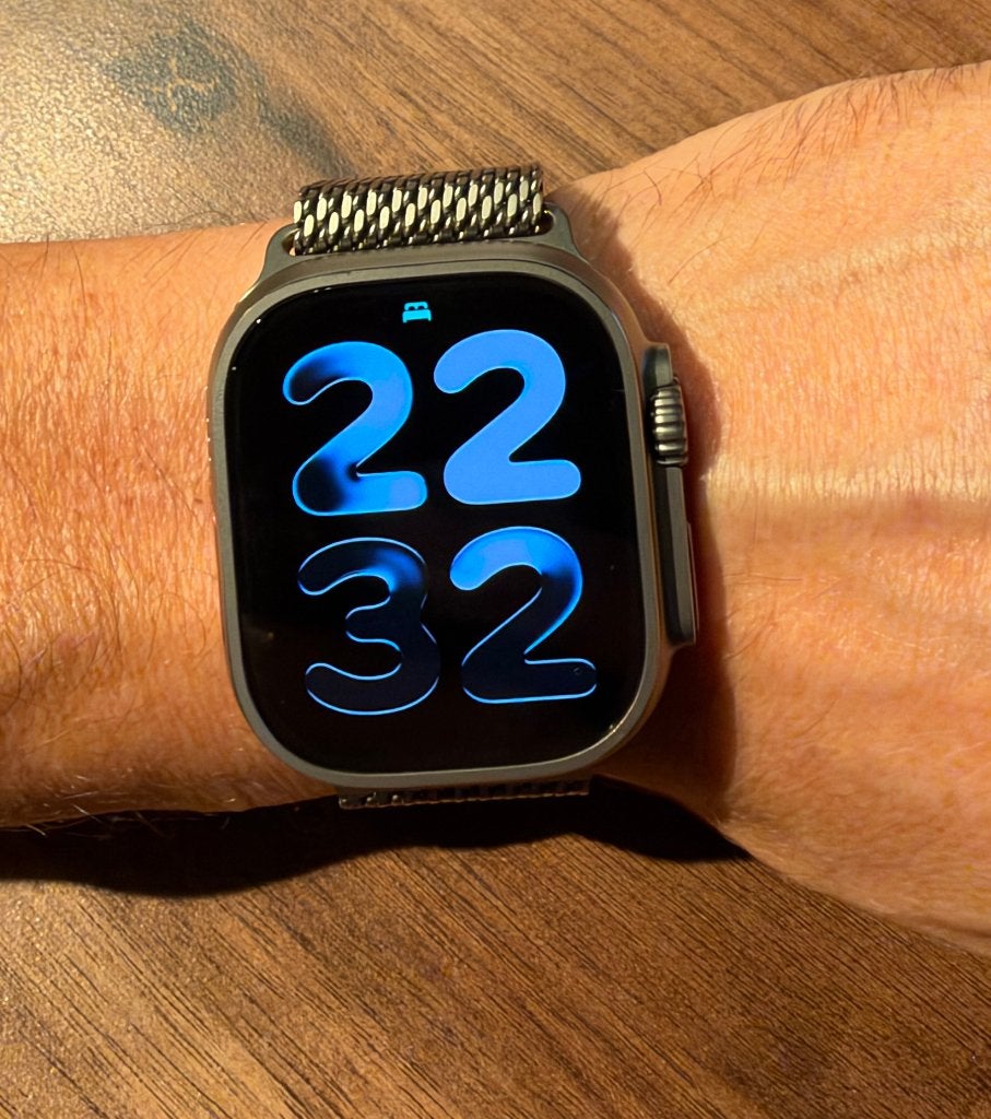 Apple Watch Ultra 3 + Milanees bandje in Naturel, Ophalen, Stappen, IOS, Zo goed als nieuw
