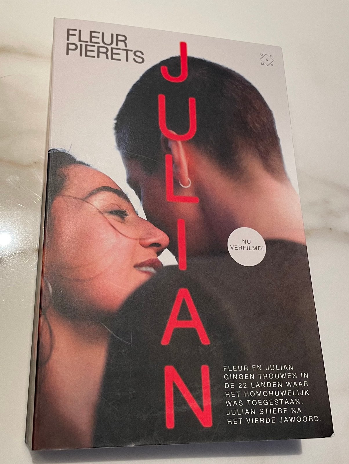 Fleur Pierets - Julian boek, Boeken, Ophalen of Verzenden, Fleur Pierets