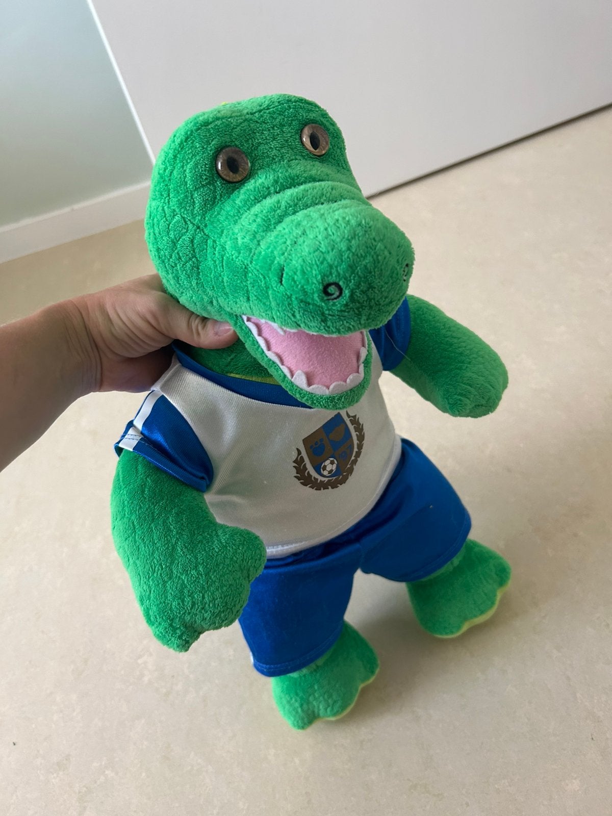 Jouet en peluche crocodile, Enlèvement, Comme neuf