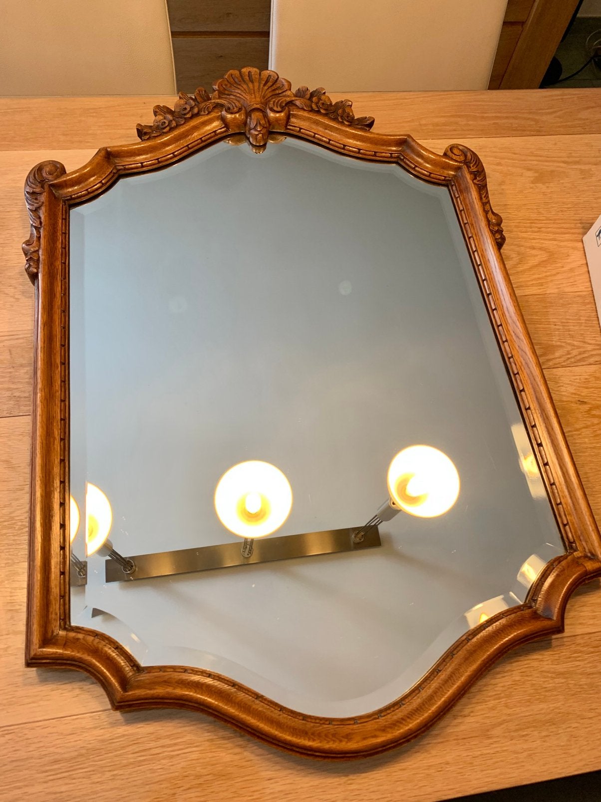 Superbe miroir impeccable dans cadre sculpté chêne, Ophalen