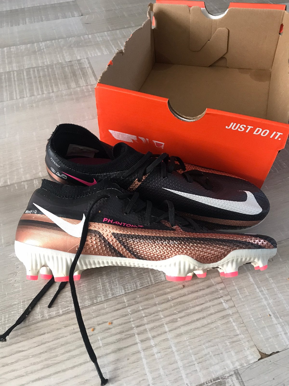 Voetbalschoenen, Ophalen, Zo goed als nieuw