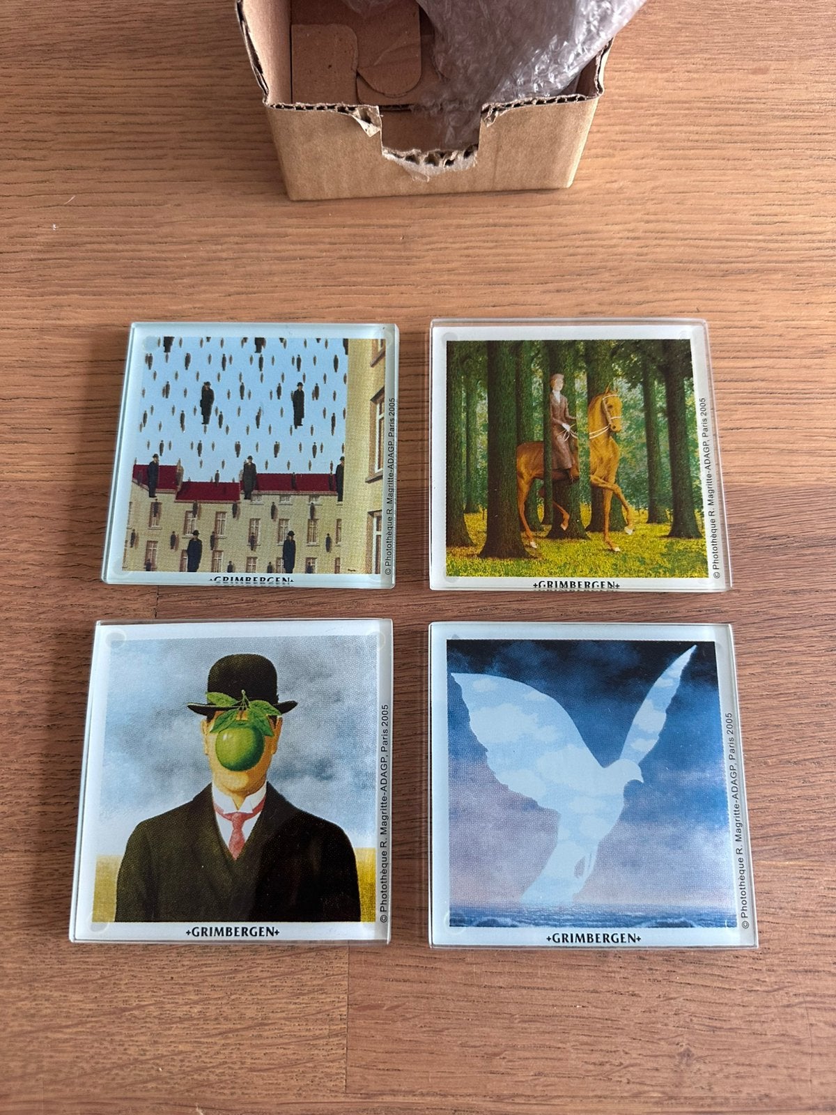 4 glazen onderleggers Grimbergen, Ophalen of Verzenden, Nieuw, Overige typen