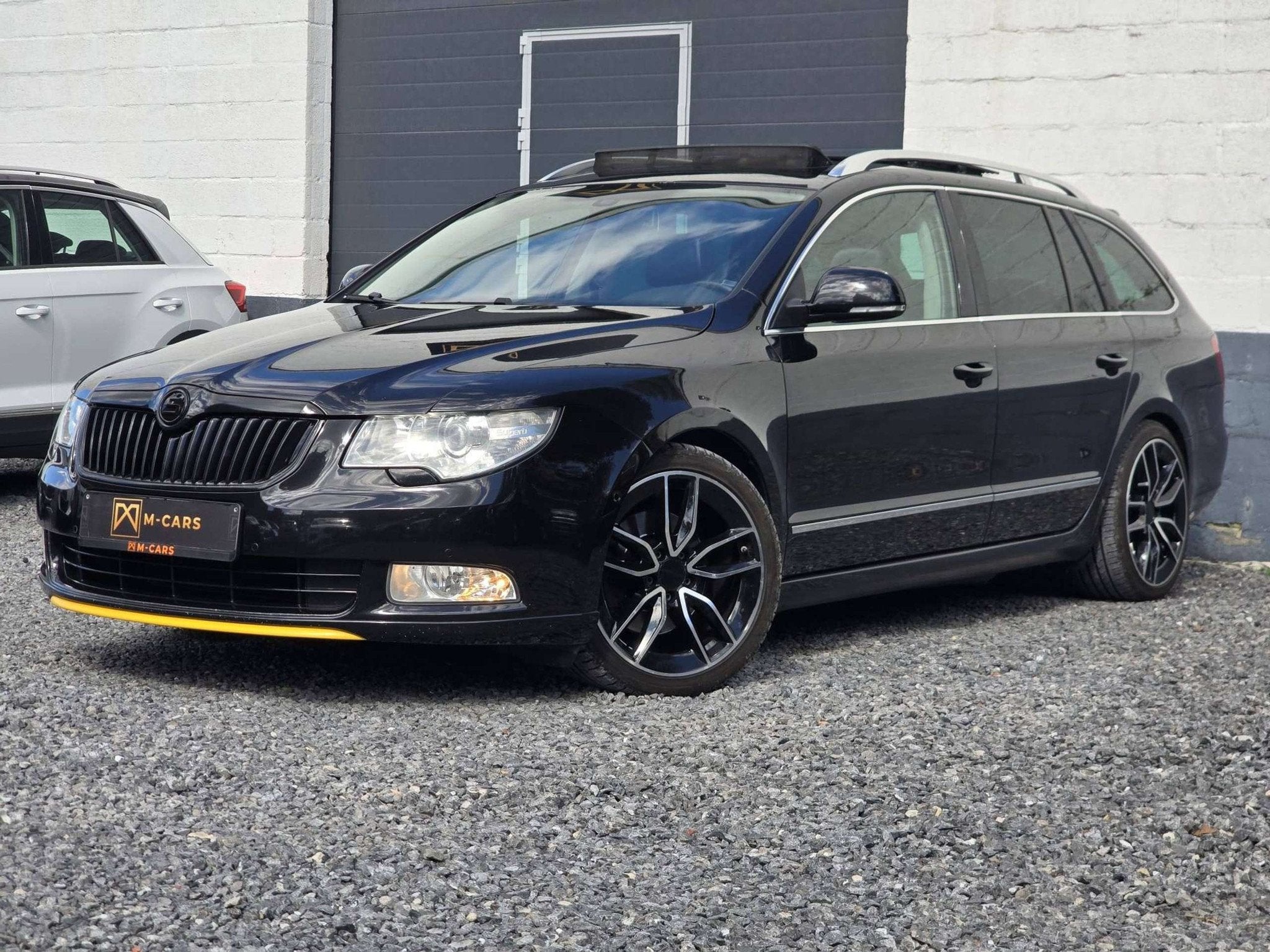 Skoda Superb PANO * XENON * CUIR *, Autos, Cuir, Euro 5, Achat, Entreprise