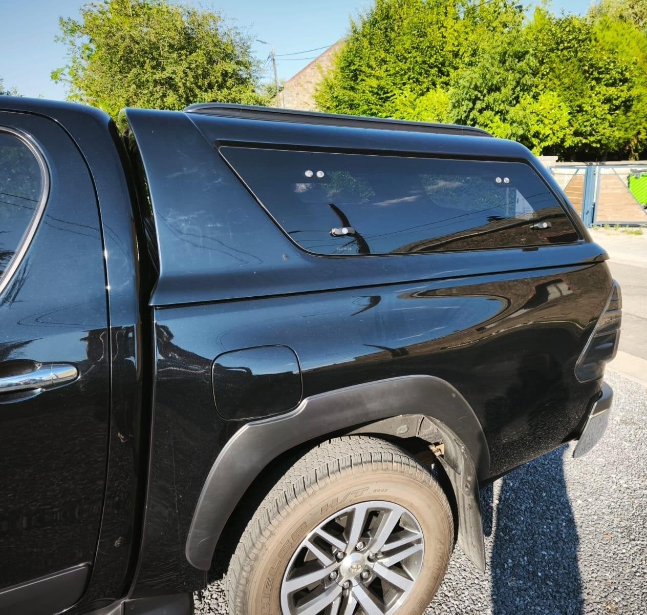 HARDTOP ZWARTE ORIGINELE TOYOTA HILUX DUBBELE CABINE, Ophalen