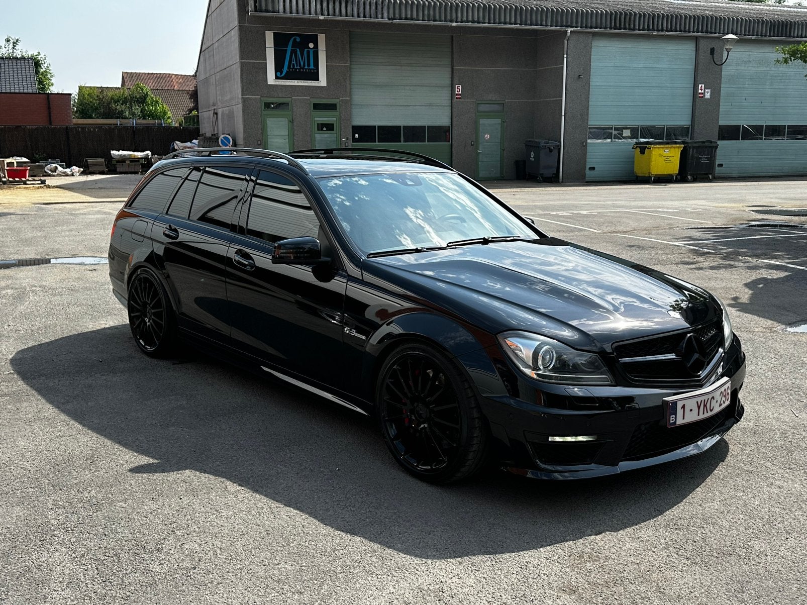 Mercedes c63 performance pack, Autos, Cuir, Achat, Beige, Carnet d'entretien