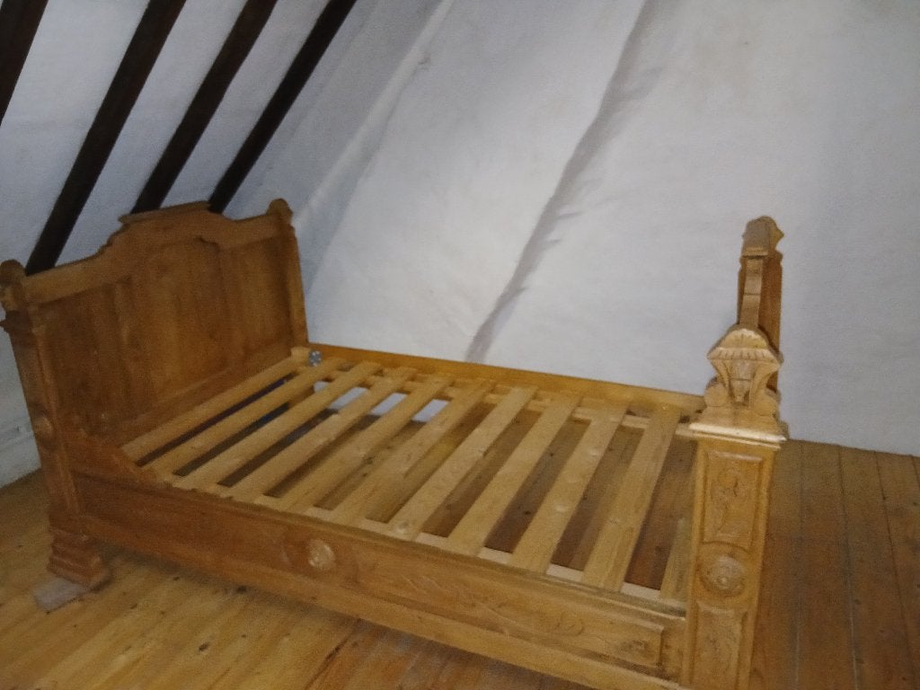 Bed, Huis en Inrichting, Slaapkamer | Bedden, Ophalen, Gebruikt, Rustiek, antiek, Twijfelaar