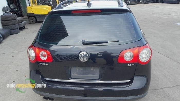 Hayon d'un Volkswagen Passat (LC9X), -, Volkswagen, -, Utilisé